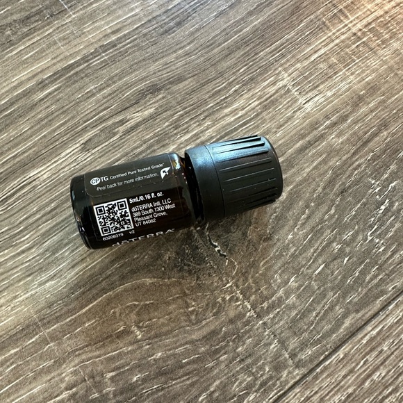 doTERRA Tea Tree Essential Oil NEW - Picture 3 of 4